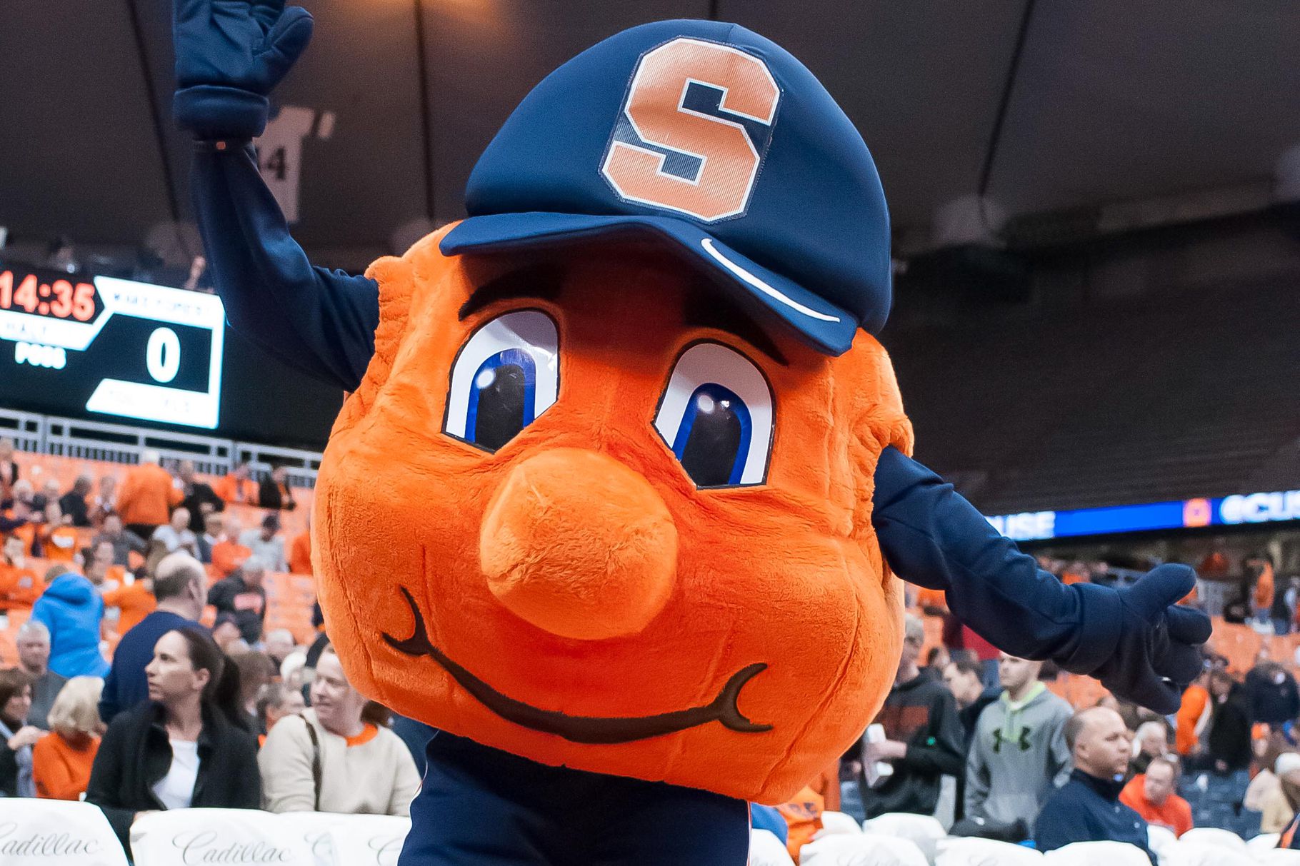 TRADICIONES Y MASCOTAS: SYRACUSE ORANGE